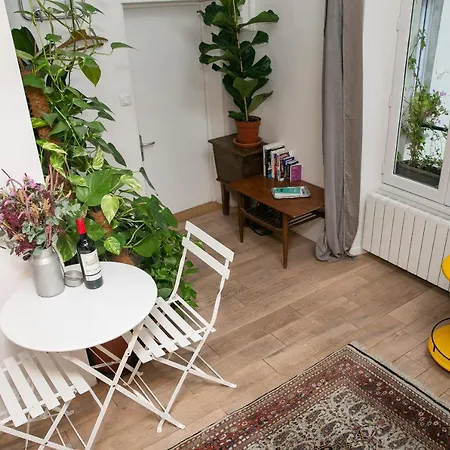 Bed & Breakfast Cosy !!! 4*